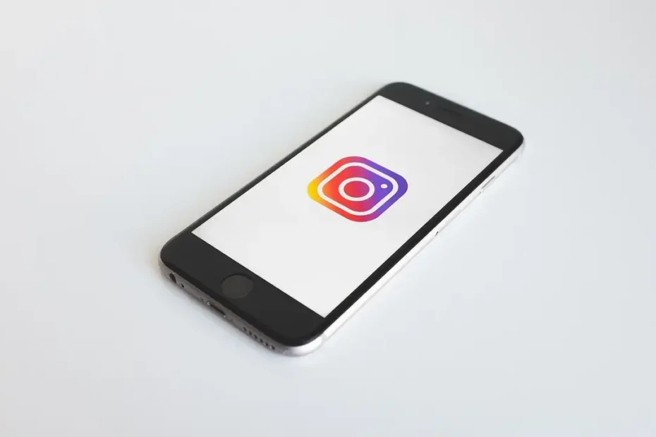 How to Clear Instagram Cache on iPhone